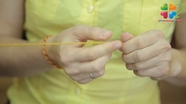 Как сделать простую фенечку из двух нитей смотреть онлайн