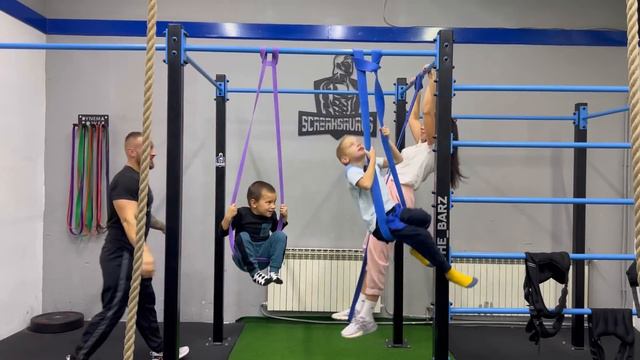 24 SATA U TERETANI смотреть онлайн