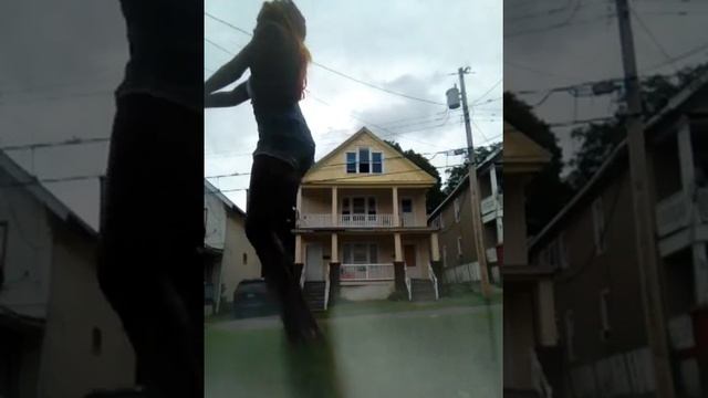 How to do a death drop for beginners смотреть онлайн