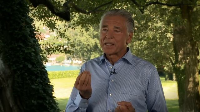 Nestlé's Peter Brabeck: Water is a Human Right смотреть онлайн