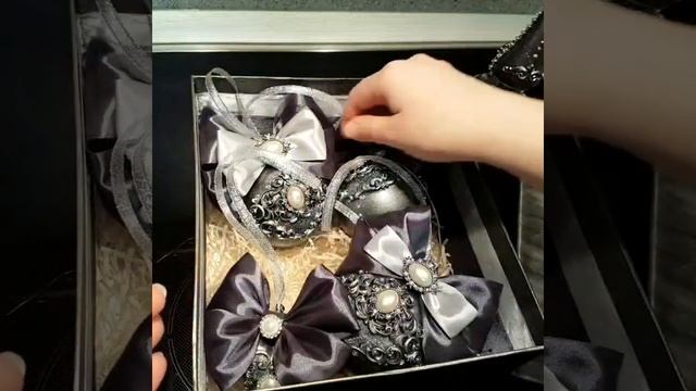 Новогодние шары на ёлку смотреть онлайн