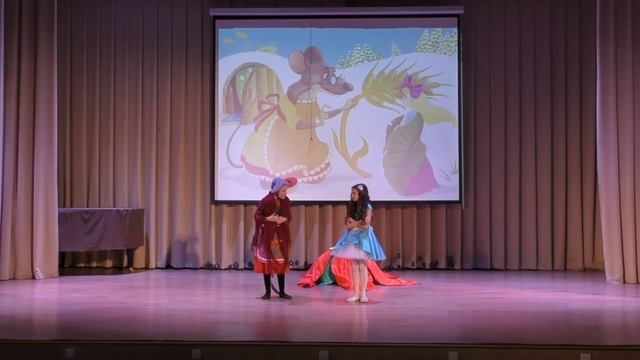 Дюймовочка. Спектакль театрального отделения ДШИ города Няндома.