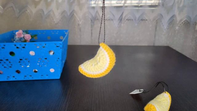 Брелок ломтик апельсина. Вязание крючком игрушек амигуруми смотреть онлайн