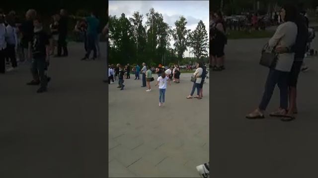 танцы *рок над лесом Елец смотреть онлайн