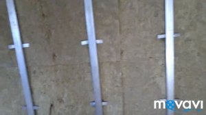 Утепляем и обшиваем стены гипсокартоном.