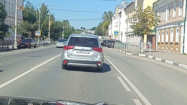 1000083684.mp4Переславль-Залесский из окна автомобиля 31 августа 2024 года смотреть онлайн