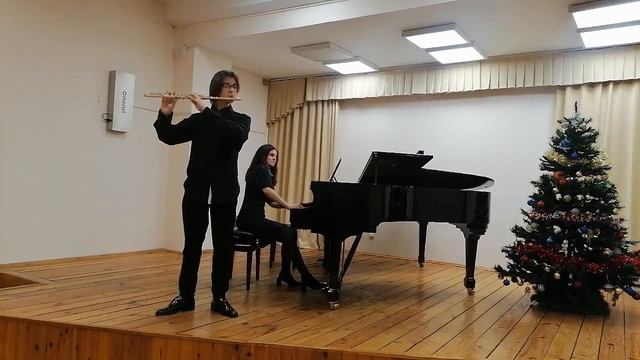 Дж Перголези. Концерт для флейты 2 часть Gdur смотреть онлайн