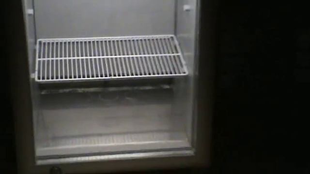 Mini Red Bull Fridge смотреть онлайн