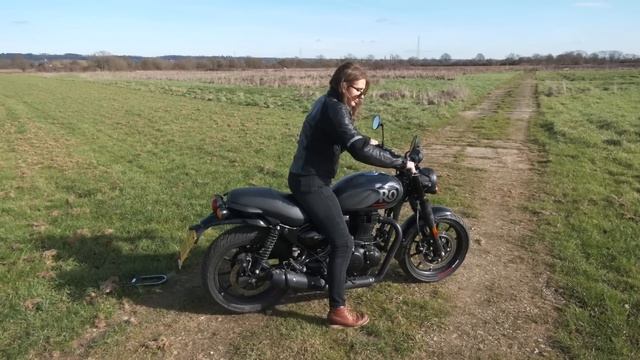 Royal Enfield Hunter 350 - review after 8 weeks смотреть онлайн