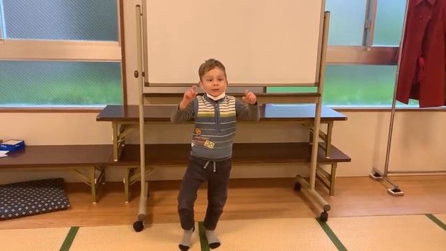 Савва Морозов-Ш. читает стихи про Новый Год.ДРЦ Радуга. Токио.Дек.2020г. смотреть онлайн