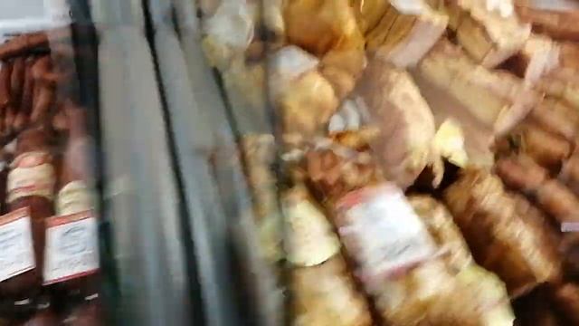 Обзор двух рынков г. Ставрополя с сеельхоз продукцией. Vue d’ensemble des deux marchés de Stavropol смотреть онлайн