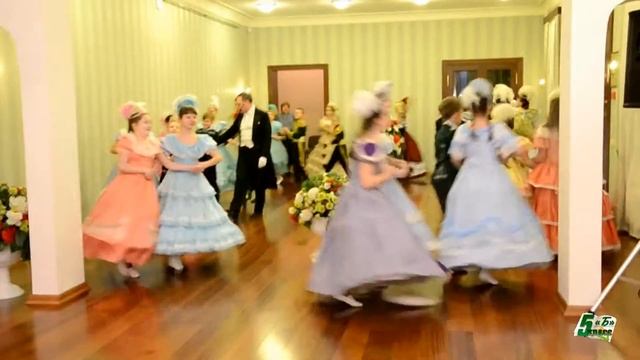 "На балу в Елагином дворце". 8 декабря 2016-й год. смотреть онлайн