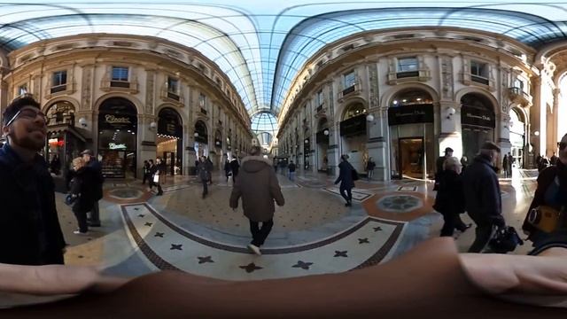 Galleria Vittorio Emanuele II Milano Italy смотреть онлайн