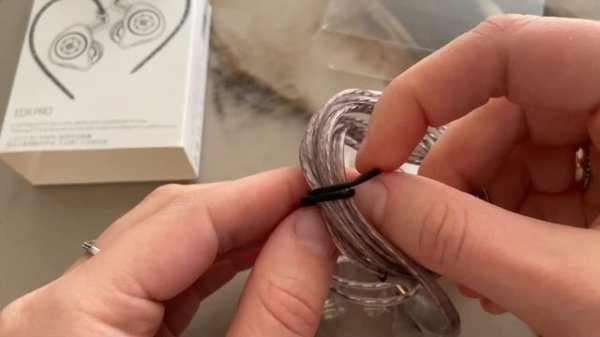 Распаковка наушников KZ-EDX PRO. Подключение.