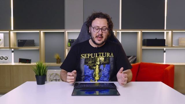 Hafiflemek İsteyenlere: ASUS ExpertBook B9400CE смотреть онлайн