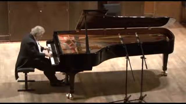 Beethoven - Sonata No 25 G dur, Op 79 | Mikhail Voskresensky смотреть онлайн