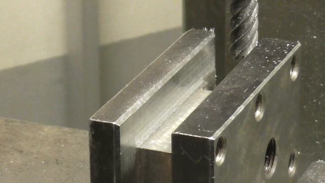 Замена резцедержателя на токарном станке Fritz Werner TD-10 смотреть онлайн