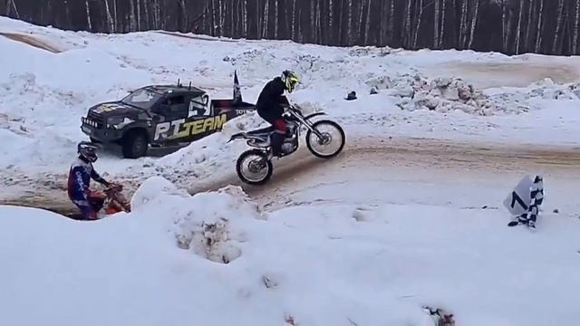 Прыжок веры на #gr8 #moto смотреть онлайн