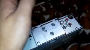 Посторонние шумы при включении автомагнитолы