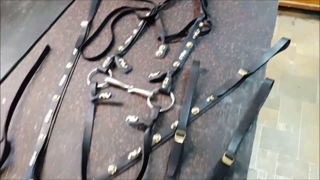 Сбруя для офицерского / кавалерийского (драгунского) седла с украшениями из латуни смотреть онлайн
