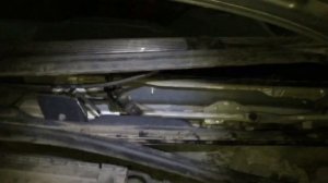 Замена тяги трапеции стеклоочистителей Шкода Фабия 2011