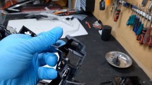 BMW G30 LCI - переделка хромированной фары в shadowline