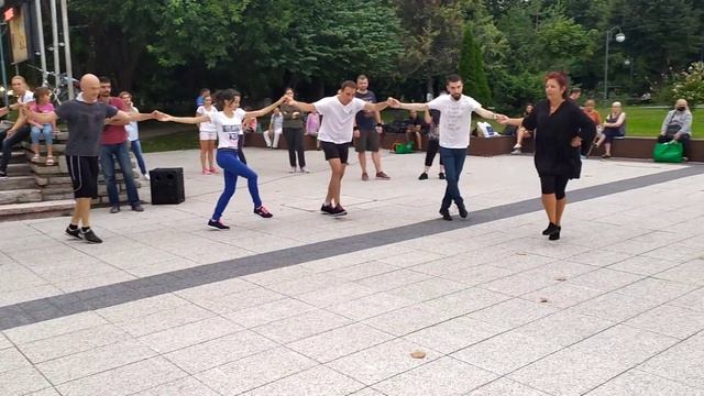 Хоро Софка на татко смотреть онлайн