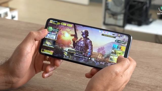 Jugando con Moto G100 | Prueba de rendimiento смотреть онлайн