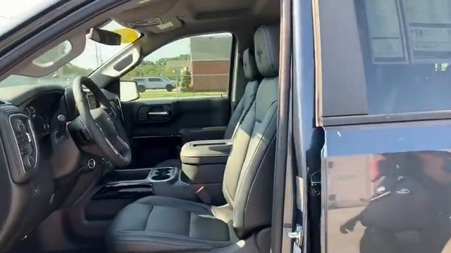 2019 Chevrolet Silverado 1500 Crew Cab 4x4 Black Widow Edition смотреть онлайн