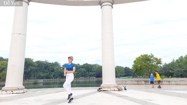 Девушки красиво танцуют Шафл - Shuffle Dance смотреть онлайн