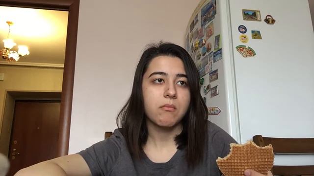 пью черный как твоя душа кофе и ем печеньки с карамелью под алека бенжамина смотреть онлайн