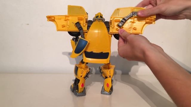 Transformers Bumblebee Power Charge Bumblebee Review смотреть онлайн