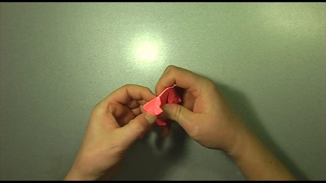 Оригами лилия. Сделать водяную лилию. Origami lily. Make a water lily. смотреть онлайн