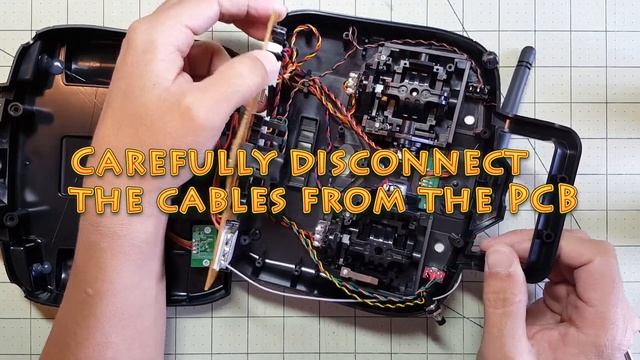 Adding DSMX to the Taranis смотреть онлайн
