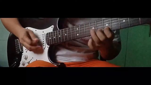 Cort Stratocaster - trying canon rock licks on this version смотреть онлайн