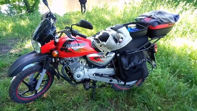 Bajaj Boxer 125 и пассажир! смотреть онлайн