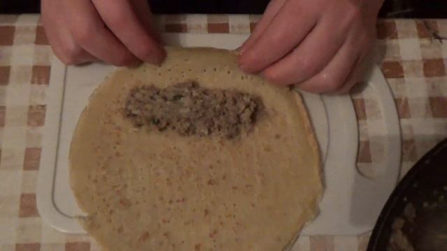 Приготовление блинчиков с мясом