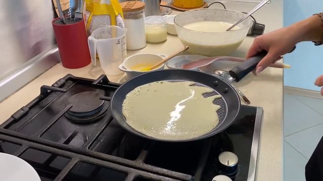 КРУЖЕВНЫЕ ДОМАШНИЕ БЛИНЫ. смотреть онлайн