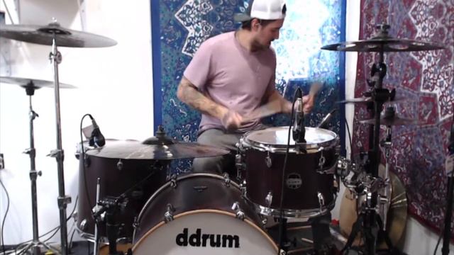 Avril Lavigne - Bite me (drum cover) смотреть онлайн