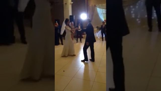 Танец отца и дочери на свадьбе смотреть онлайн