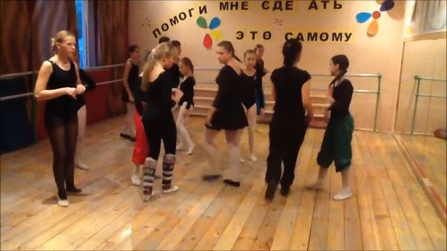 Manu Surkova - Volonter смотреть онлайн
