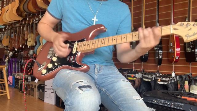 Fender American Performer Stratocaster in Penny смотреть онлайн