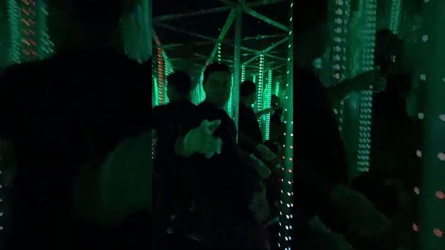 София в зеркальном лабиринте смотреть онлайн