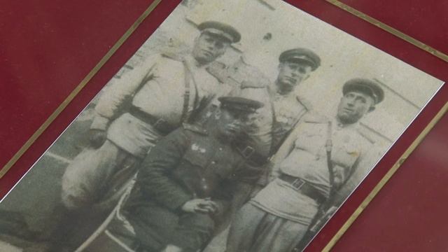 Репортаж об открытие детской художественной выставки "Дети России и Украины рисуют МИР!" 7.05.2015 смотреть онлайн