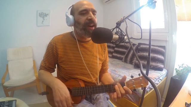 Rocket Man - Elton John - Ukulele Cover смотреть онлайн