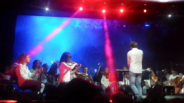 Rockestralive 20.03.2016 RHCP - "Give it away" смотреть онлайн