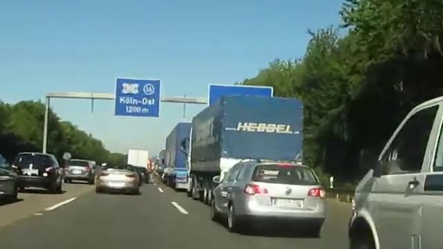 Пробковый Автобан!.. Автор Шмидт Е.В..avi смотреть онлайн
