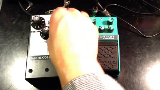 Pete Cornish G2 vs Vintage MIJ Ibanez DS10 Distortion смотреть онлайн