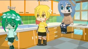 Вару стал девушкой.