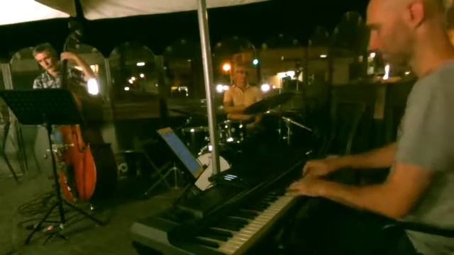 besame mucho (Sony hdr mv1 audio/video) смотреть онлайн